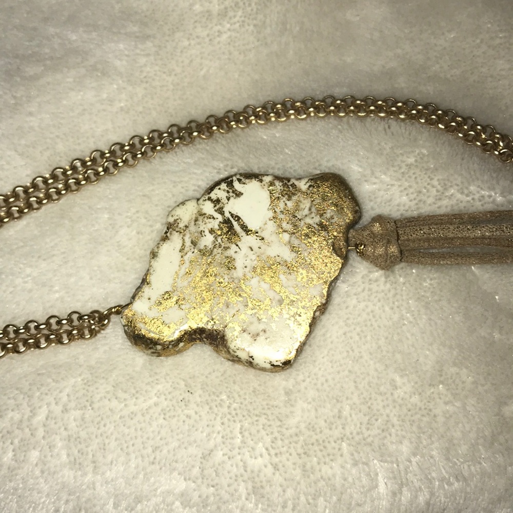 Gold necklace!